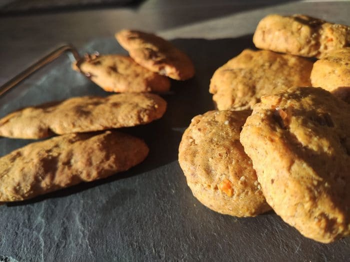 Biscuit patate douce pour bébé (sans sucre raffiné, sans lait, sans œuf)